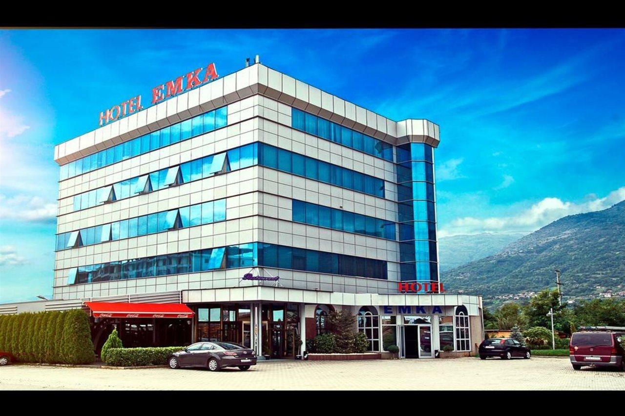 Hotel Emka Tetovo Exteriör bild