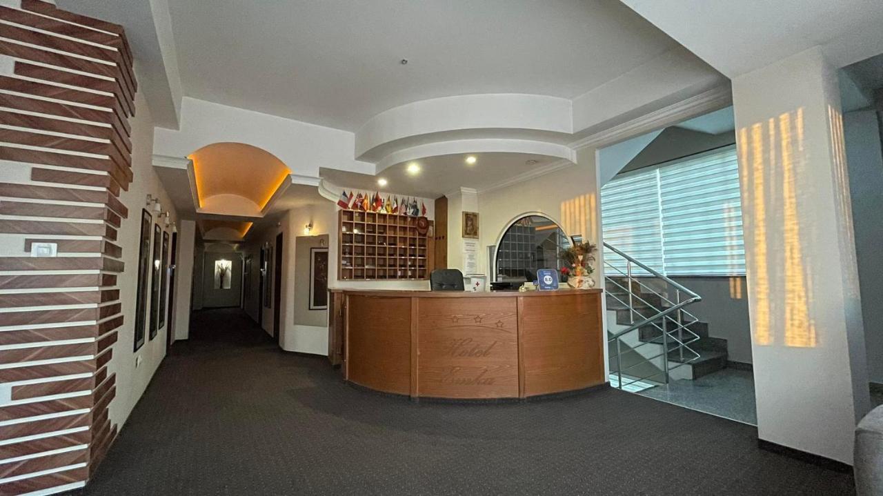 Hotel Emka Tetovo Exteriör bild